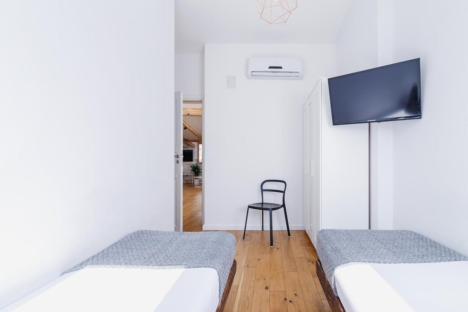 2 Bedroom Apartment With Terrace- Pilsudskiego 11 クラクフ エクステリア 写真
